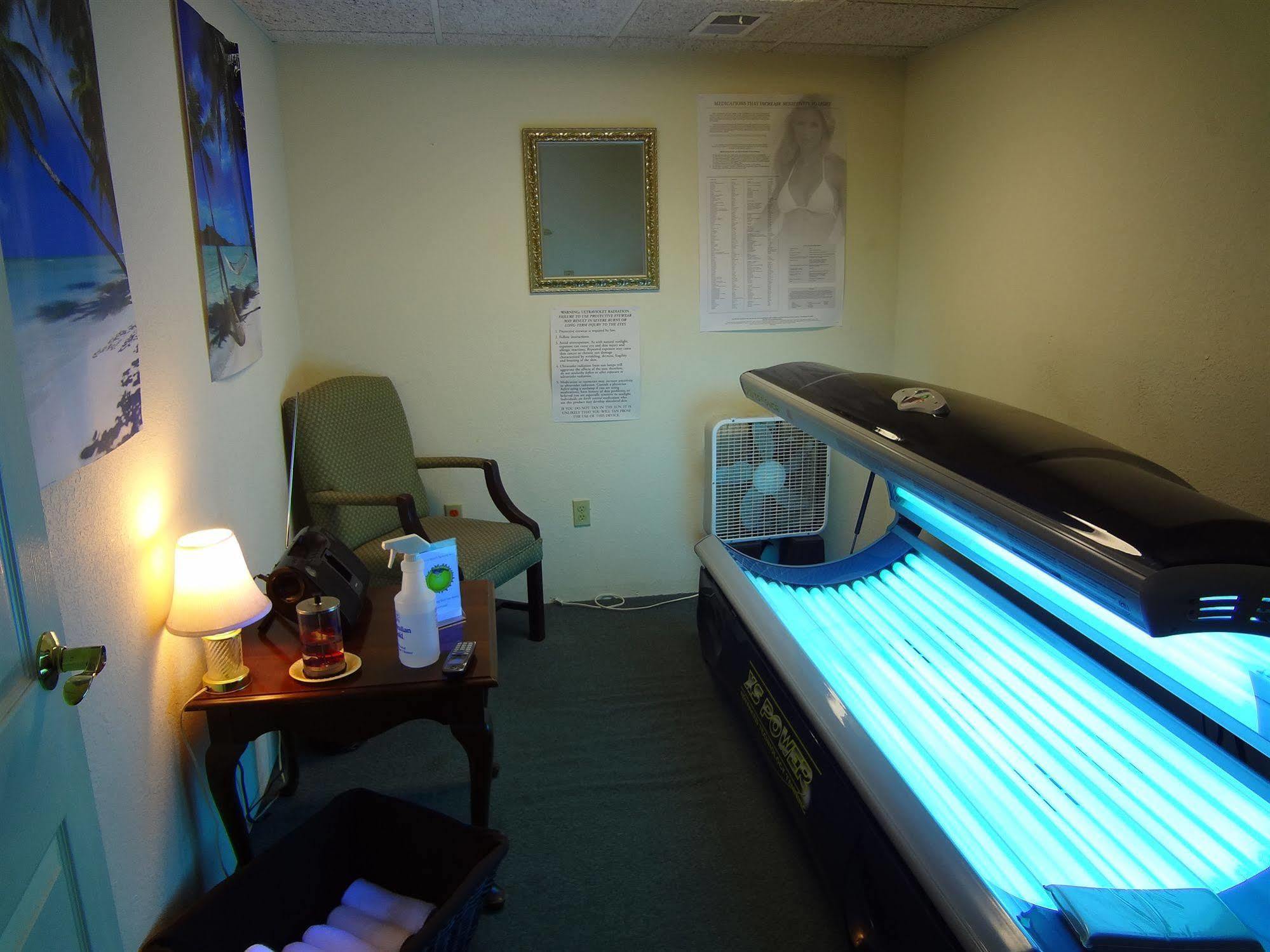 Voyager Inn Saint Ignace Bagian luar foto